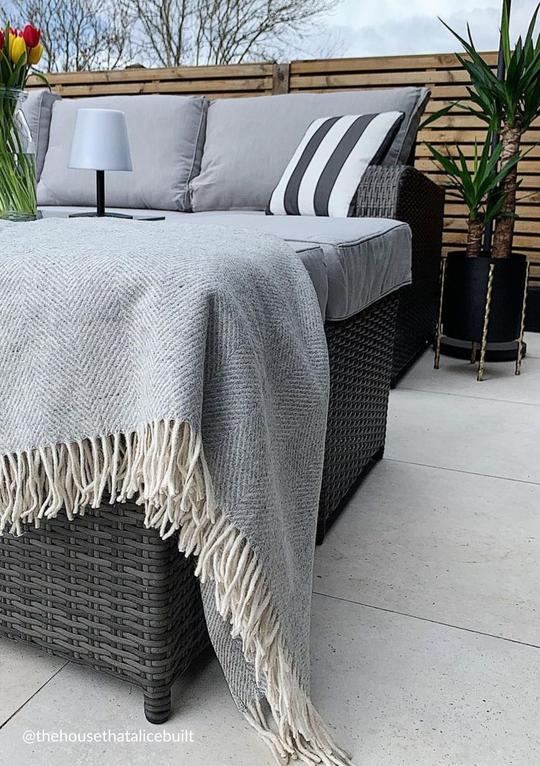 Recycled Wool Blanket in Silver Herringbone